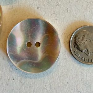 vintage 1980’s ..24 mother of pearl button lot
